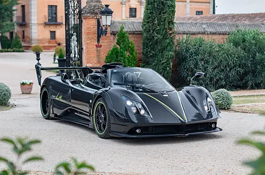 Pagani Zonda 760 LM Roadster продали за 11 миллионов долларов