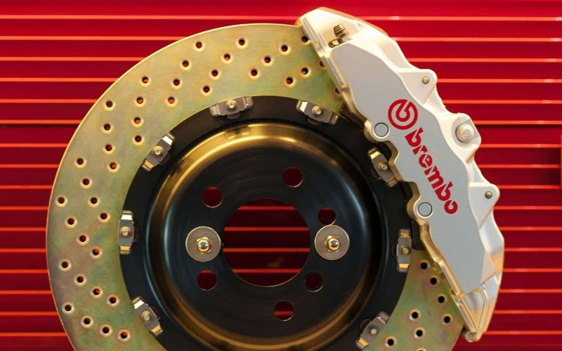 Brembo расширилась за счет другого легендарного бренда (вы его знаете)